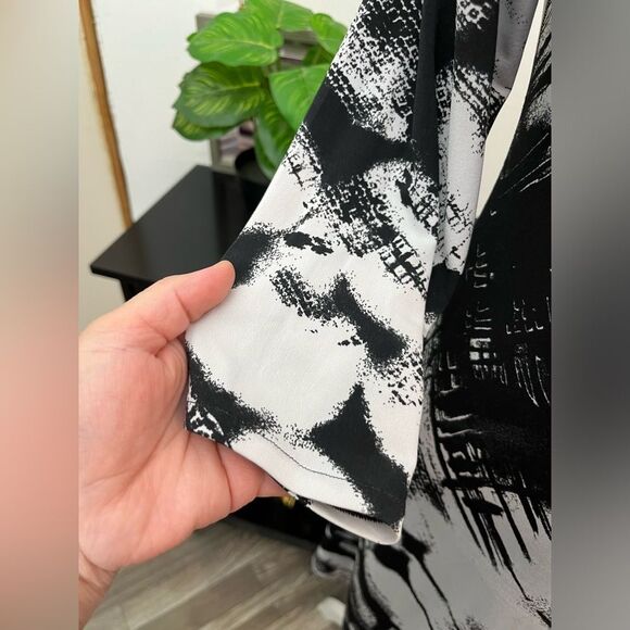 EVO VORRO women’s Sheath Midi Dress Size M Floral Asymmetrical Neck Long Sleeve - Picture 7 of 12